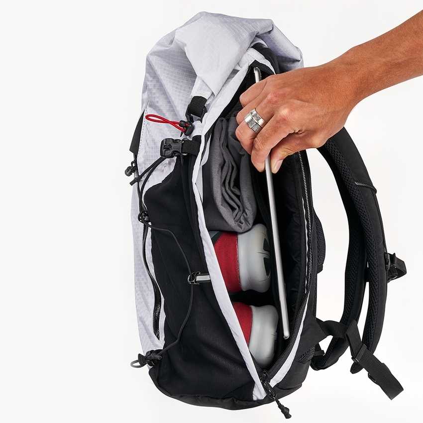 Ogio OGIO FUSE Roll Top Backpack 25 | MOFT-49831